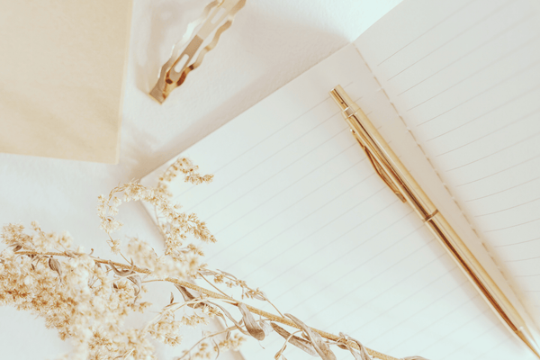 How to Build a Journaling Habit That Fits Real Life